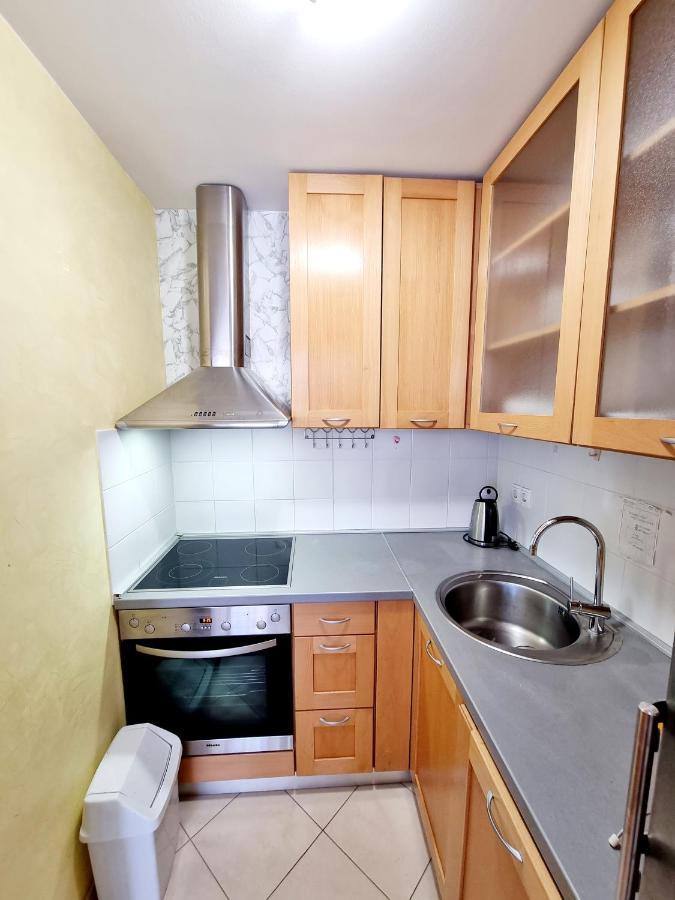 Sea View App Mirta Apartment Umag Exterior photo